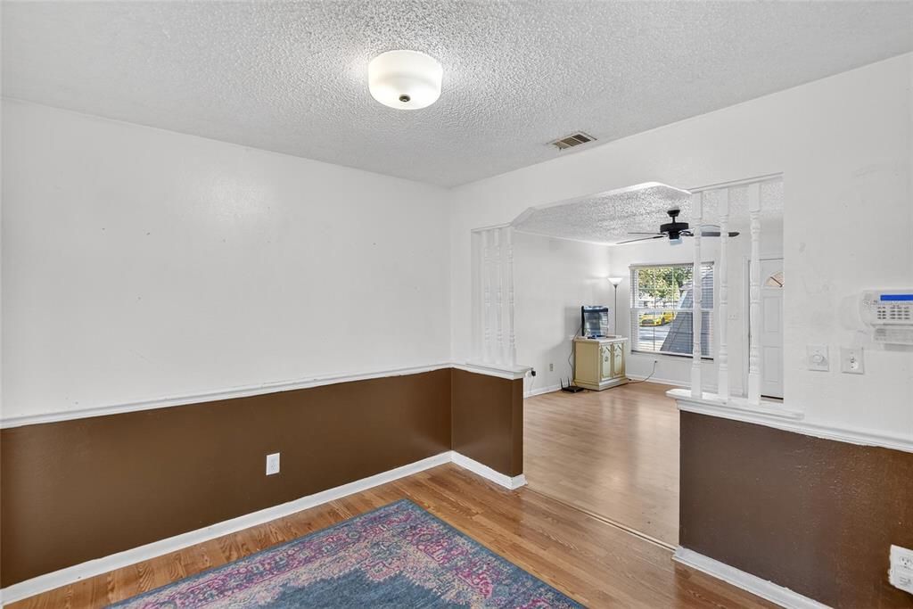 Active With Contract: $270,000 (3 beds, 2 baths, 1359 Square Feet)