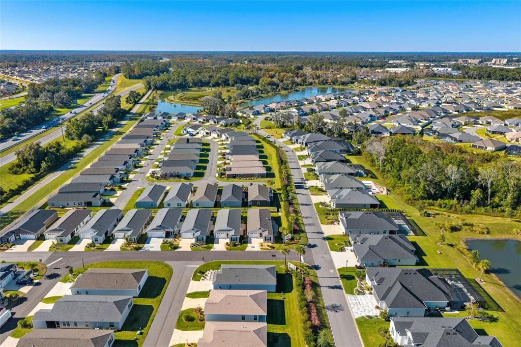 На продажу: $347,900 (2 спален, 2 ванн, 1295 Квадратных фут)