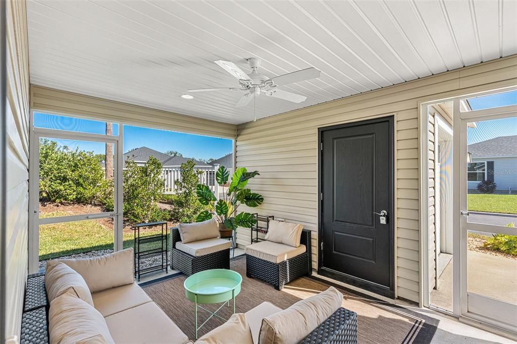 На продажу: $347,900 (2 спален, 2 ванн, 1295 Квадратных фут)