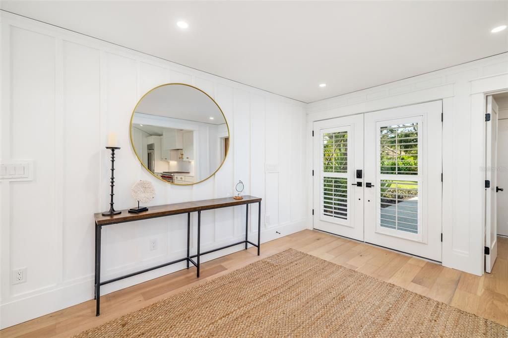 For Sale: $2,949,000 (4 beds, 3 baths, 2400 Square Feet)