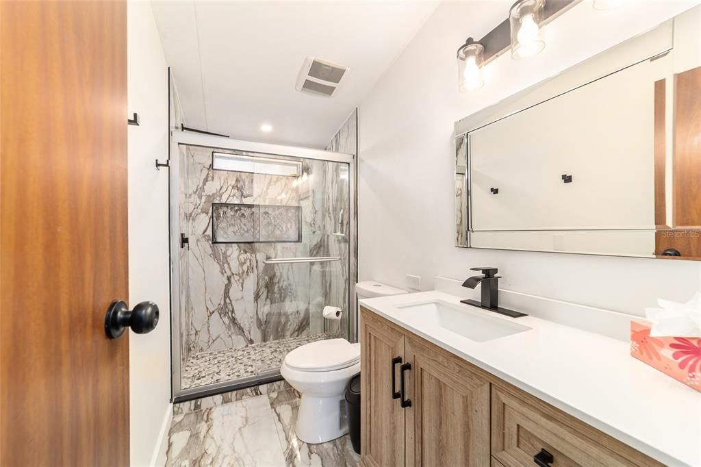 For Sale: $400,000 (3 beds, 2 baths, 1620 Square Feet)