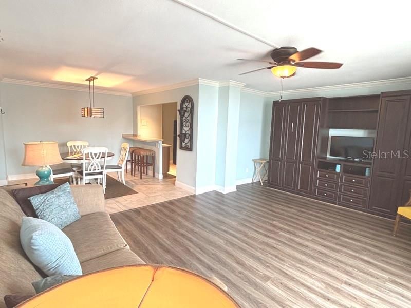 En Venta: $229,000 (1 camas, 1 baños, 796 Pies cuadrados)