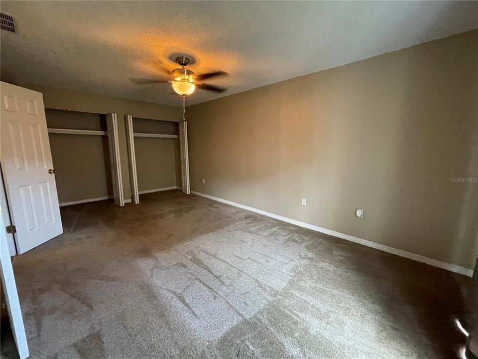 For Rent: $1,350 (1 beds, 1 baths, 735 Square Feet)