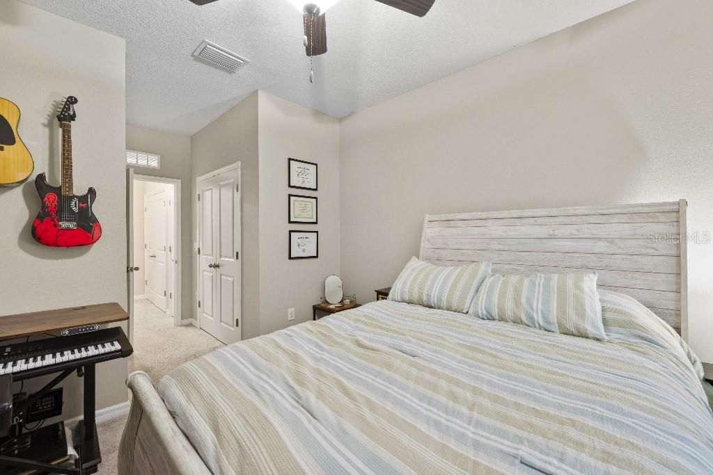 待售: $280,000 (3 贝兹, 2 浴室, 1690 平方英尺)