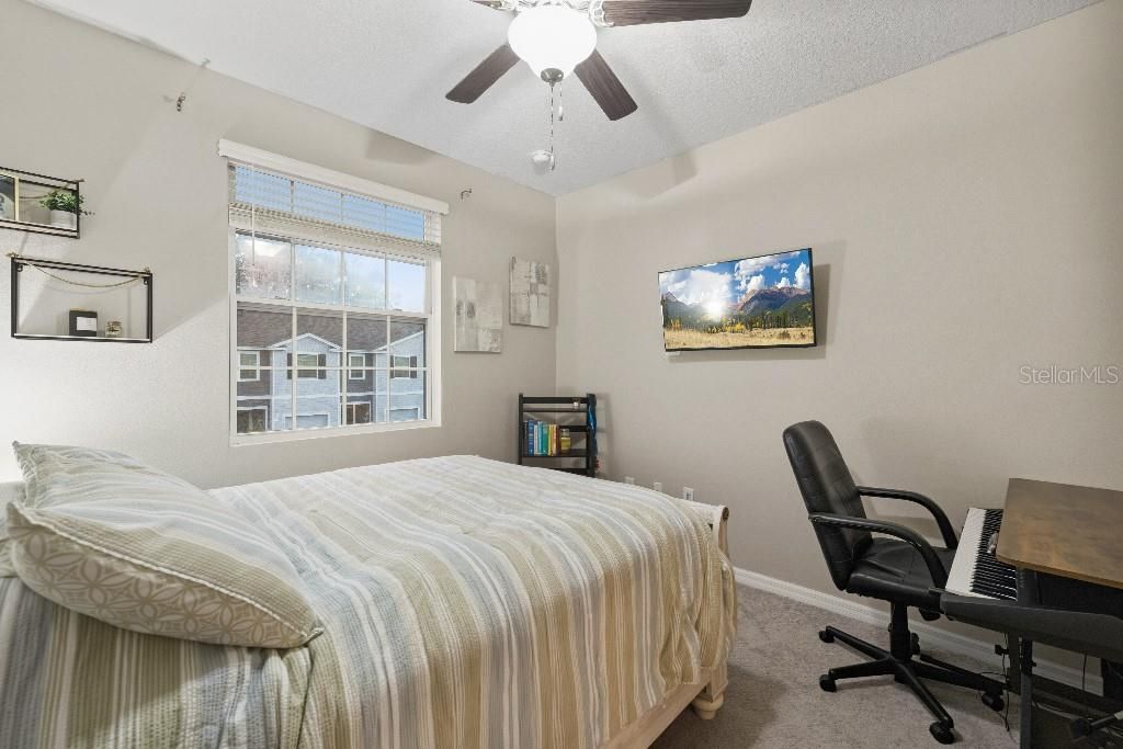 待售: $280,000 (3 贝兹, 2 浴室, 1690 平方英尺)