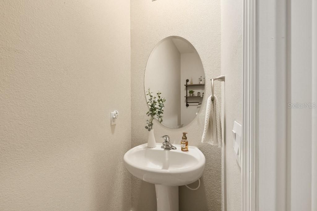 待售: $280,000 (3 贝兹, 2 浴室, 1690 平方英尺)