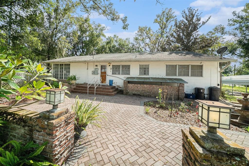 En Venta: $425,000 (3 camas, 2 baños, 2445 Pies cuadrados)