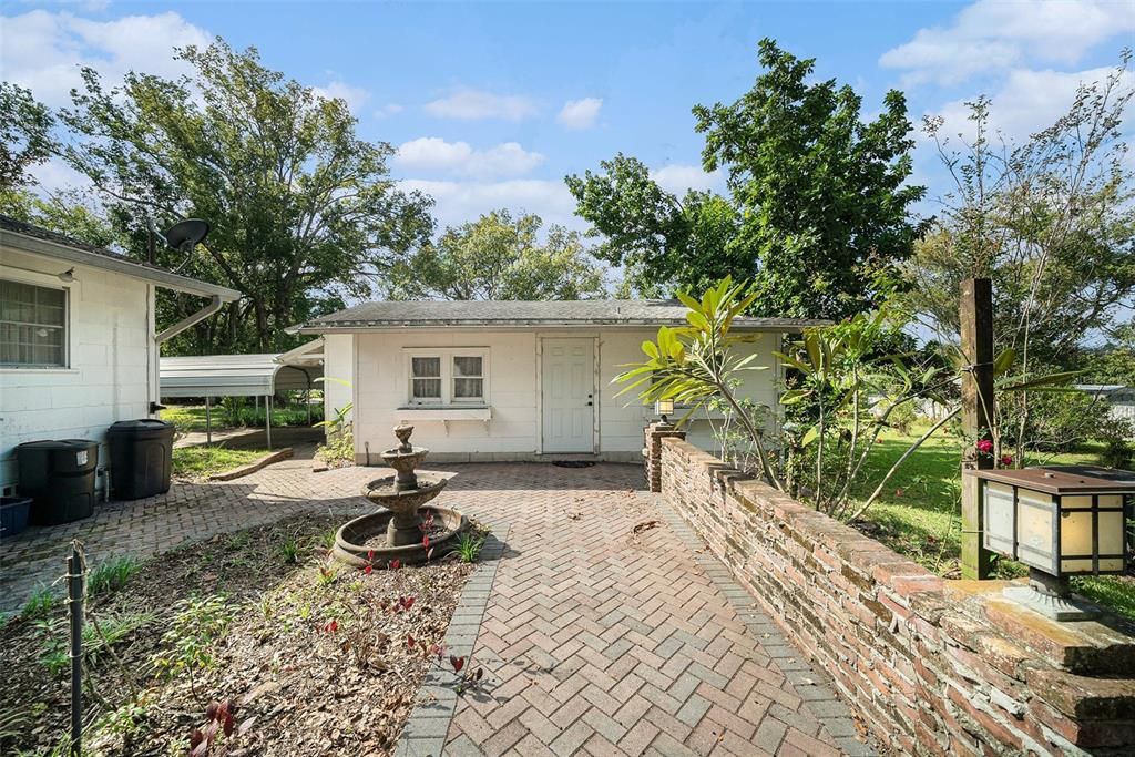 En Venta: $425,000 (3 camas, 2 baños, 2445 Pies cuadrados)