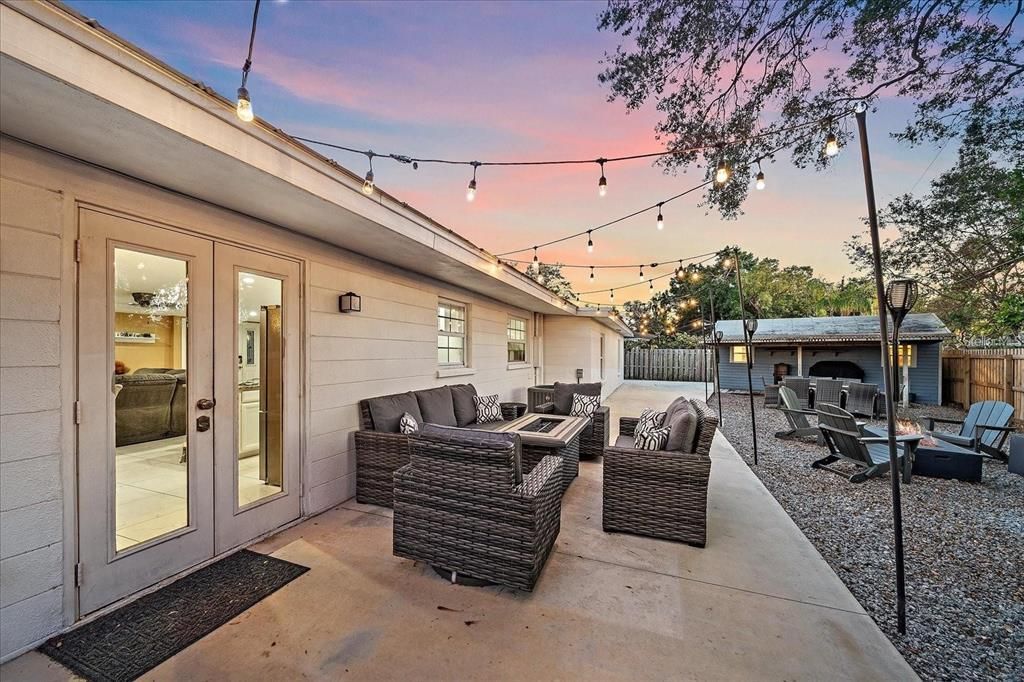 Activo con contrato: $499,000 (3 camas, 2 baños, 1650 Pies cuadrados)