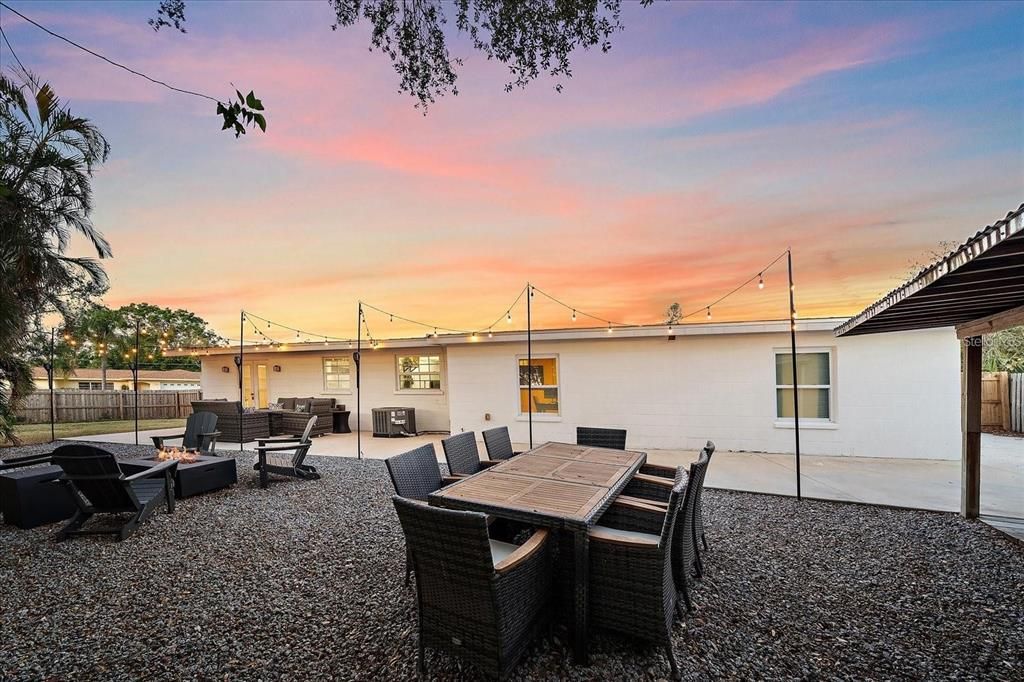 Activo con contrato: $499,000 (3 camas, 2 baños, 1650 Pies cuadrados)