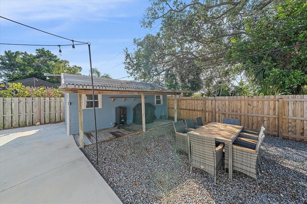 Activo con contrato: $499,000 (3 camas, 2 baños, 1650 Pies cuadrados)