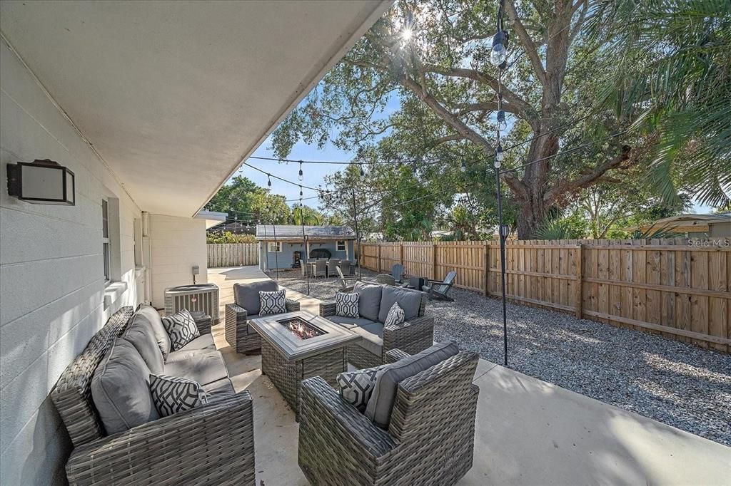 Activo con contrato: $499,000 (3 camas, 2 baños, 1650 Pies cuadrados)