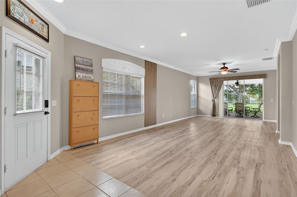 For Rent: $2,650 (3 beds, 2 baths, 1828 Square Feet)