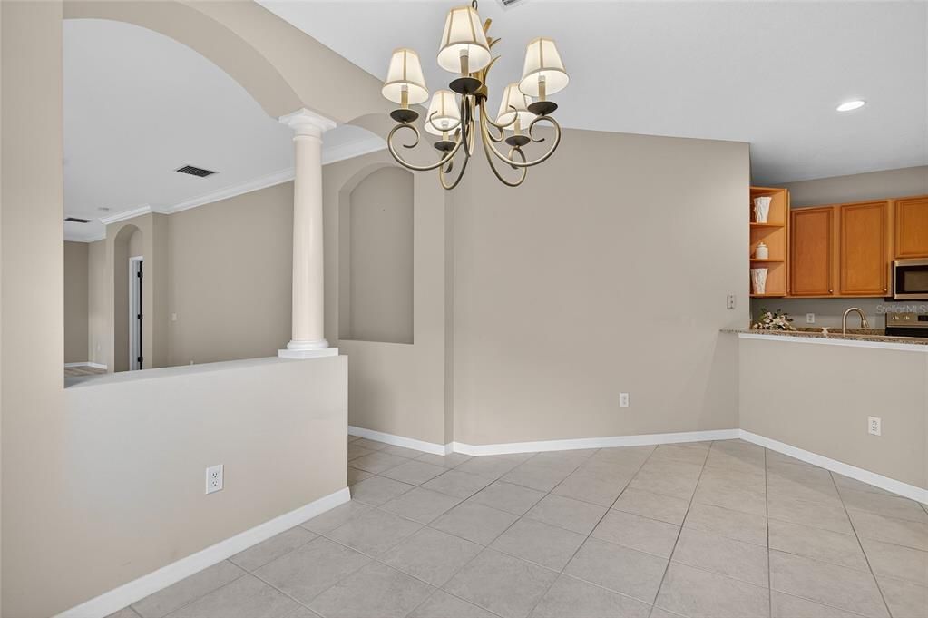 For Rent: $2,650 (3 beds, 2 baths, 1828 Square Feet)