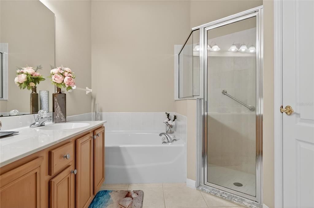 For Rent: $2,650 (3 beds, 2 baths, 1828 Square Feet)