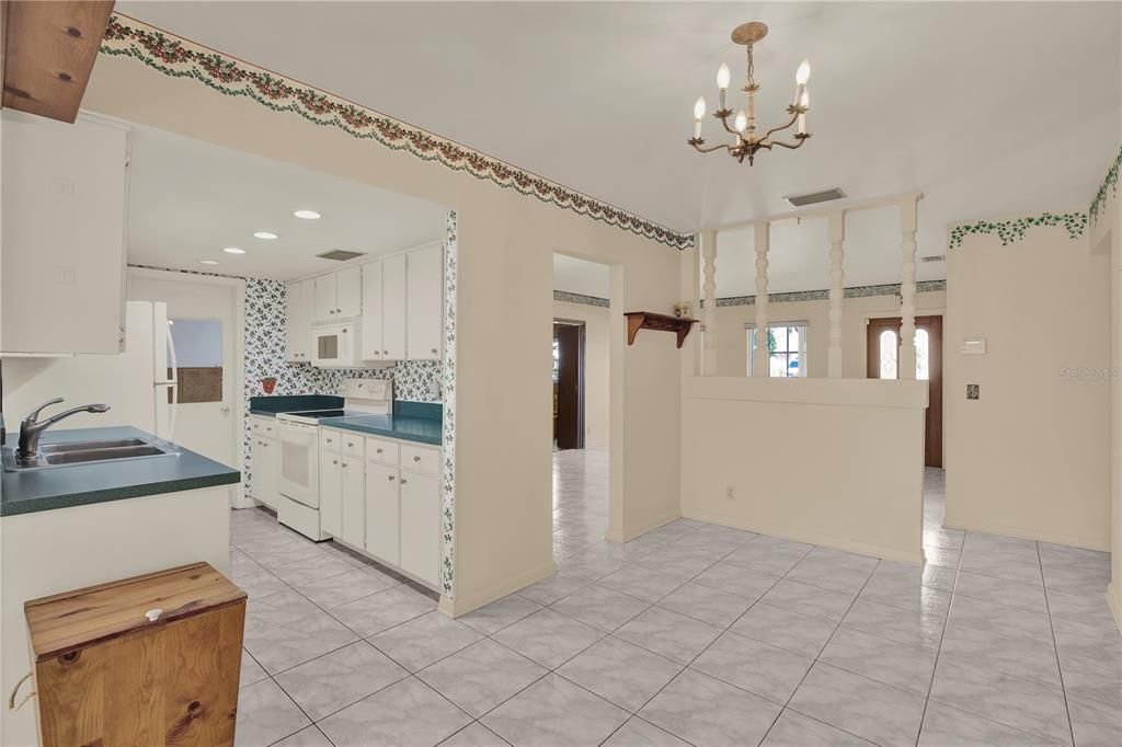 Active With Contract: $399,000 (3 beds, 2 baths, 1920 Square Feet)