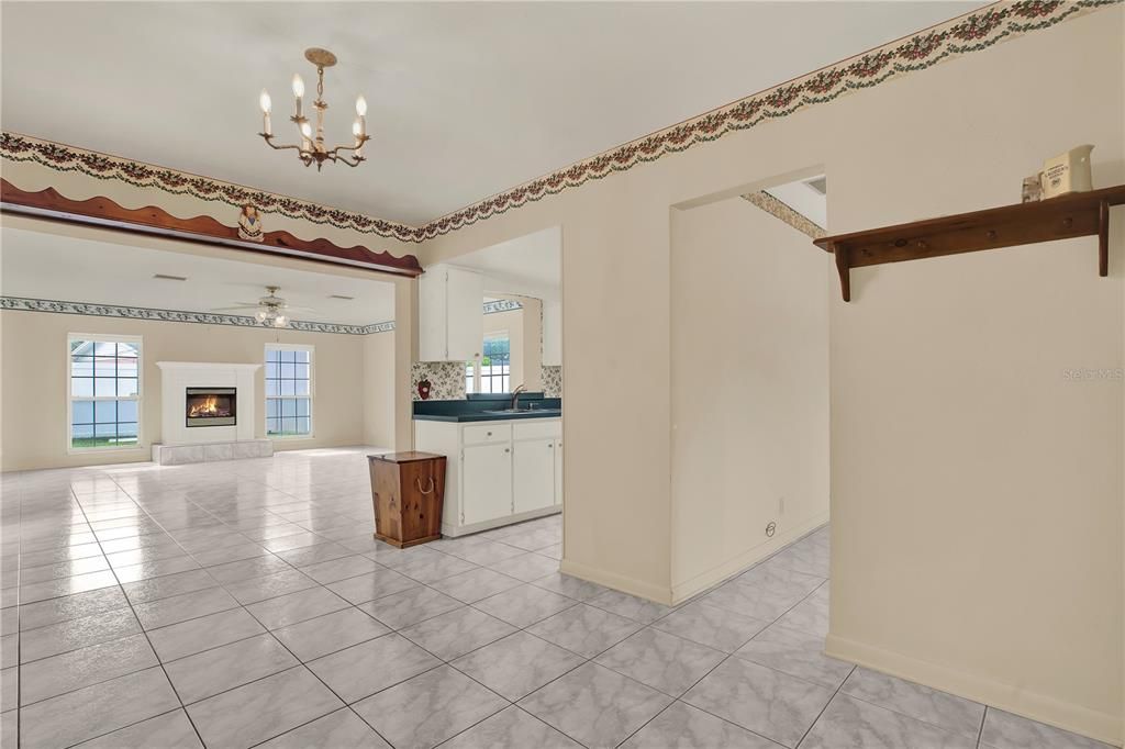 Active With Contract: $399,000 (3 beds, 2 baths, 1920 Square Feet)