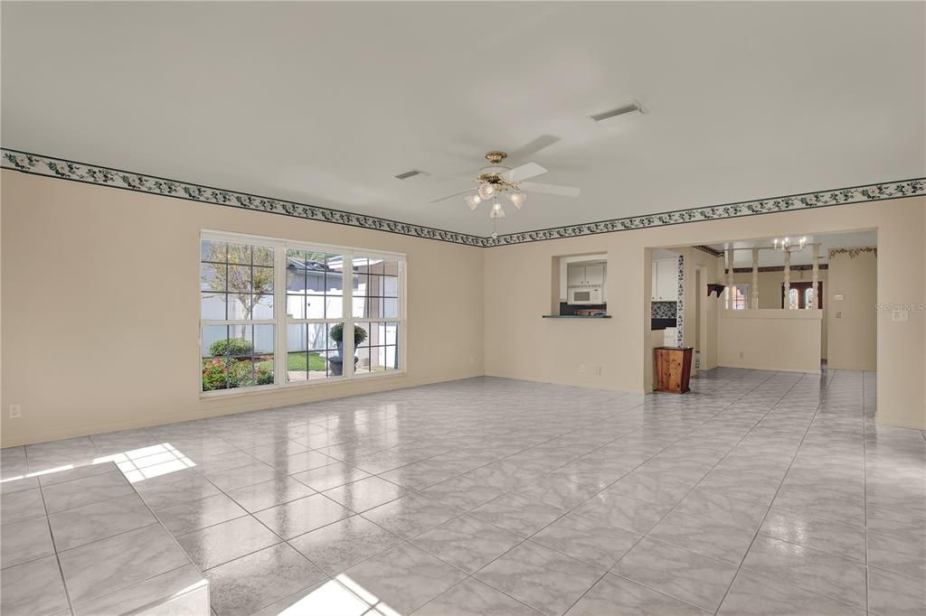 Active With Contract: $399,000 (3 beds, 2 baths, 1920 Square Feet)