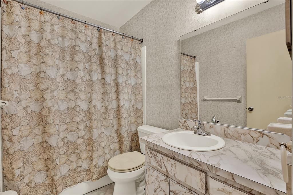 Active With Contract: $399,000 (3 beds, 2 baths, 1920 Square Feet)