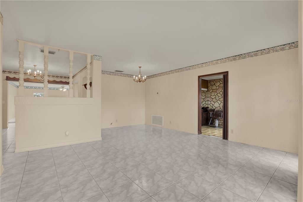 Active With Contract: $399,000 (3 beds, 2 baths, 1920 Square Feet)