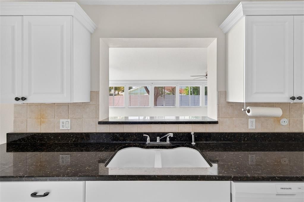 В аренду: $3,750 (3 спален, 2 ванн, 2076 Квадратных фут)