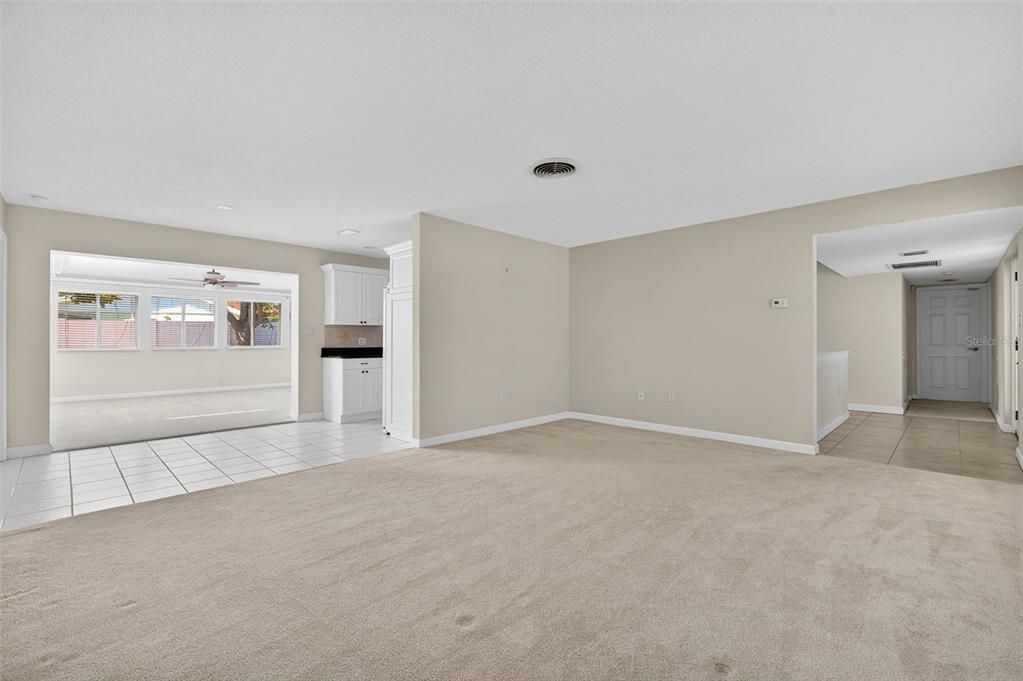 В аренду: $3,750 (3 спален, 2 ванн, 2076 Квадратных фут)