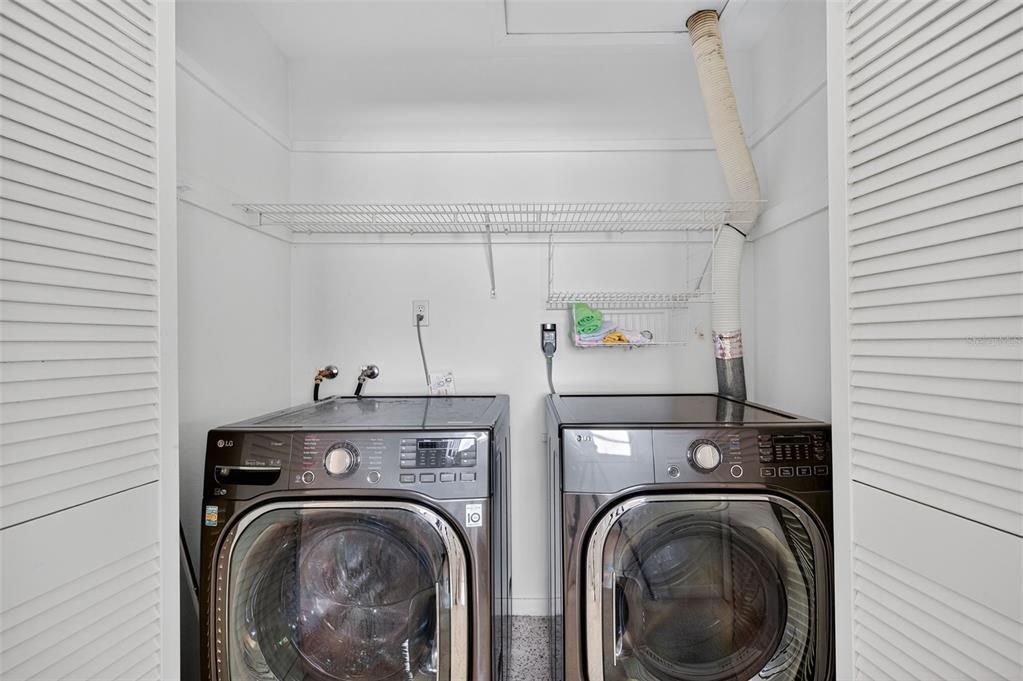 В аренду: $3,750 (3 спален, 2 ванн, 2076 Квадратных фут)