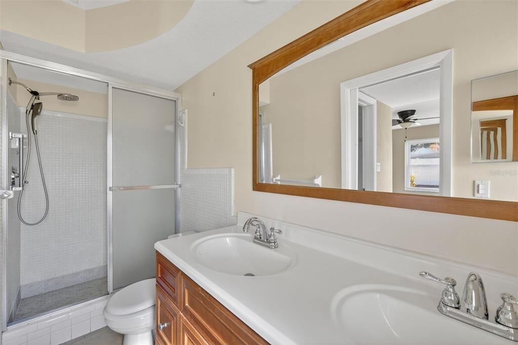 В аренду: $3,750 (3 спален, 2 ванн, 2076 Квадратных фут)