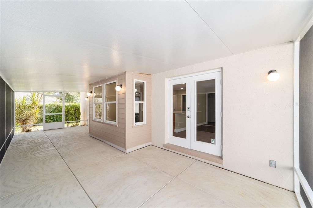 Под контрактом: $225,000 (3 спален, 2 ванн, 1320 Квадратных фут)