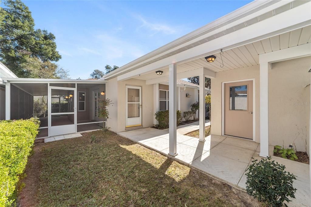 Под контрактом: $225,000 (3 спален, 2 ванн, 1320 Квадратных фут)