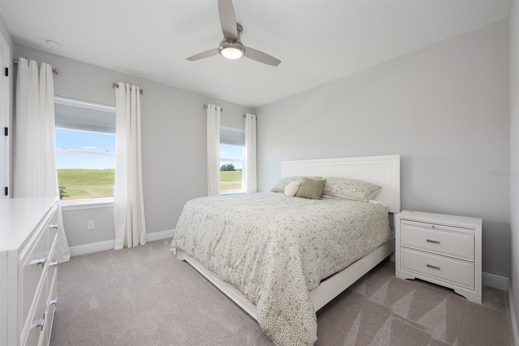 待售: $1,200,000 (5 贝兹, 3 浴室, 3239 平方英尺)