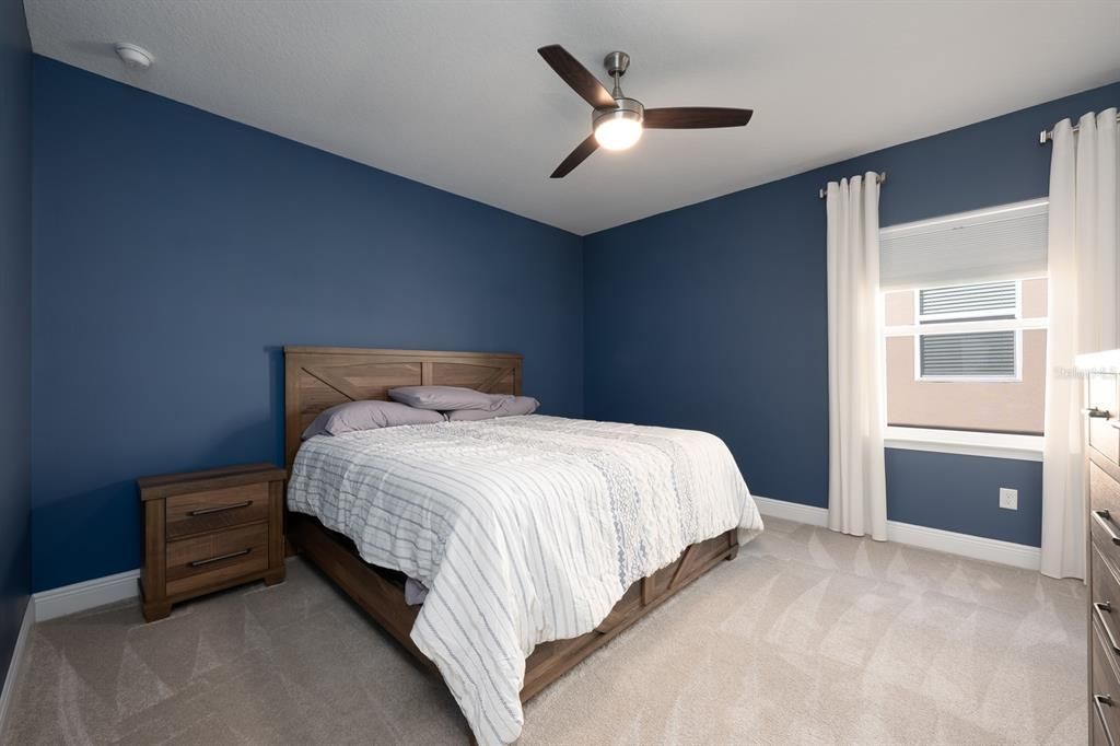 待售: $1,200,000 (5 贝兹, 3 浴室, 3239 平方英尺)