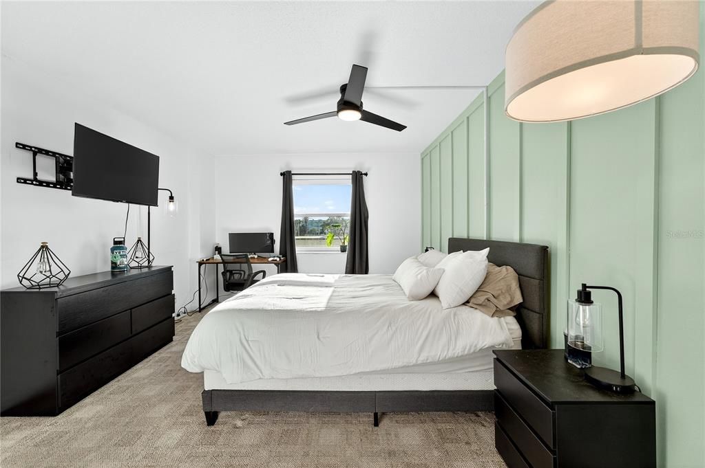 合同活跃: $260,000 (1 贝兹, 1 浴室, 843 平方英尺)