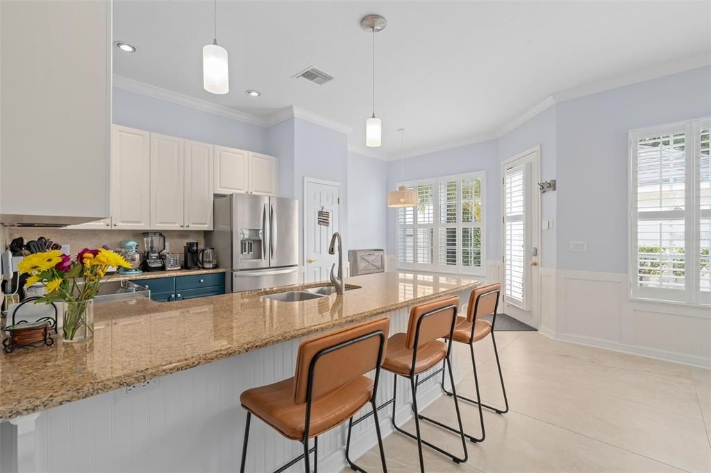 For Sale: $725,000 (3 beds, 2 baths, 2124 Square Feet)