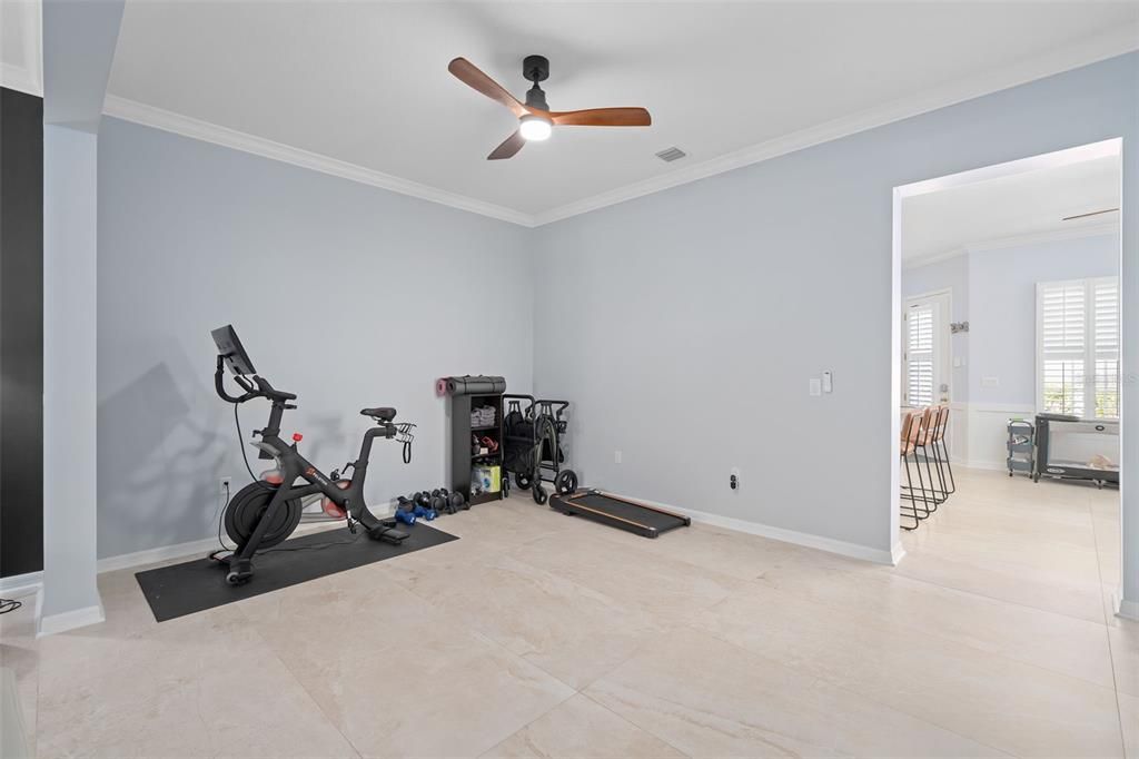 For Sale: $725,000 (3 beds, 2 baths, 2124 Square Feet)