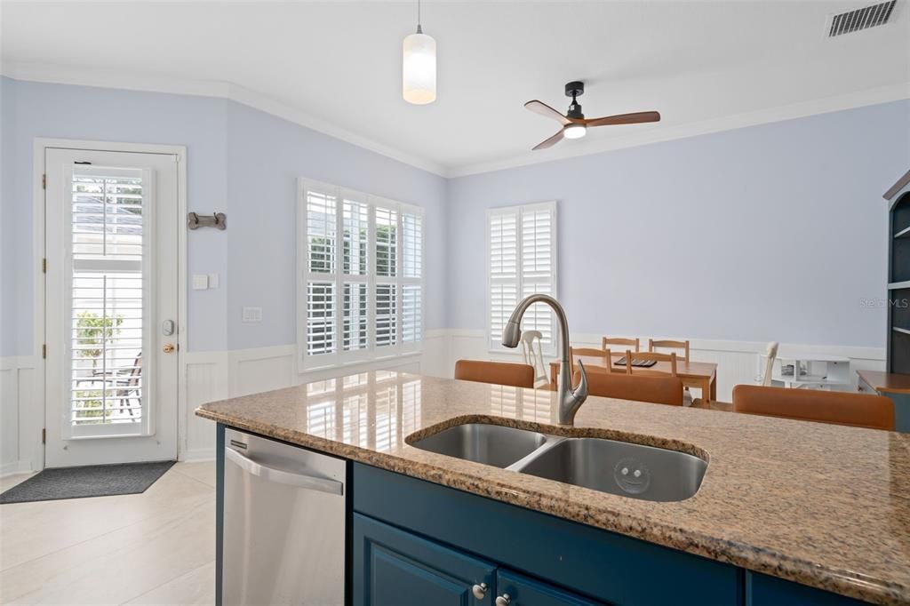 For Sale: $725,000 (3 beds, 2 baths, 2124 Square Feet)