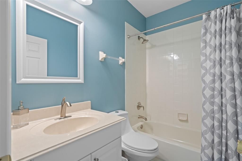 For Sale: $725,000 (3 beds, 2 baths, 2124 Square Feet)