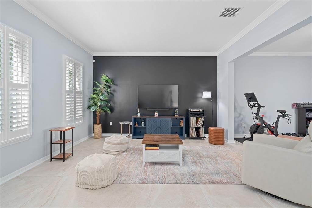 For Sale: $725,000 (3 beds, 2 baths, 2124 Square Feet)