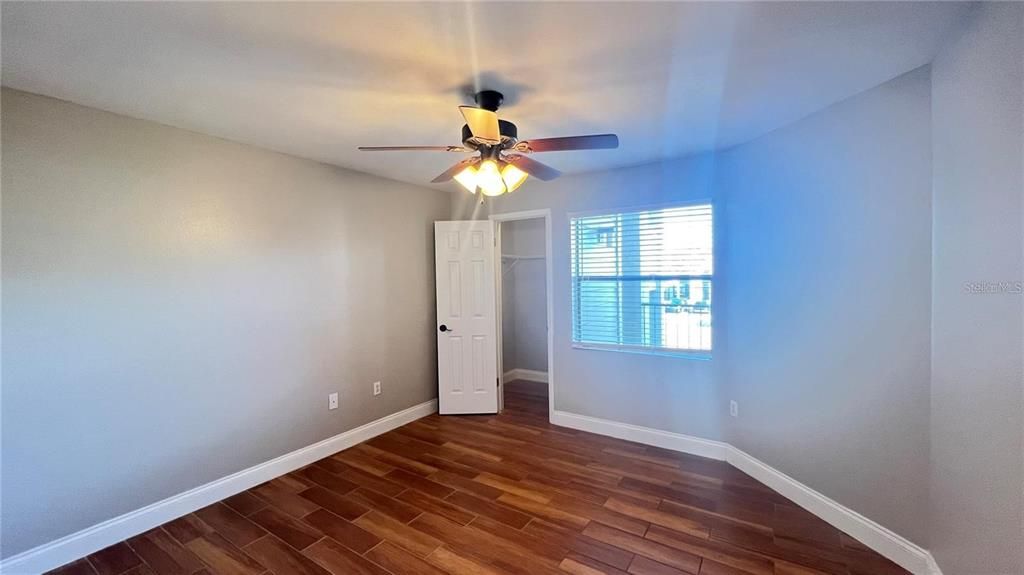 For Rent: $1,300 (1 beds, 1 baths, 661 Square Feet)