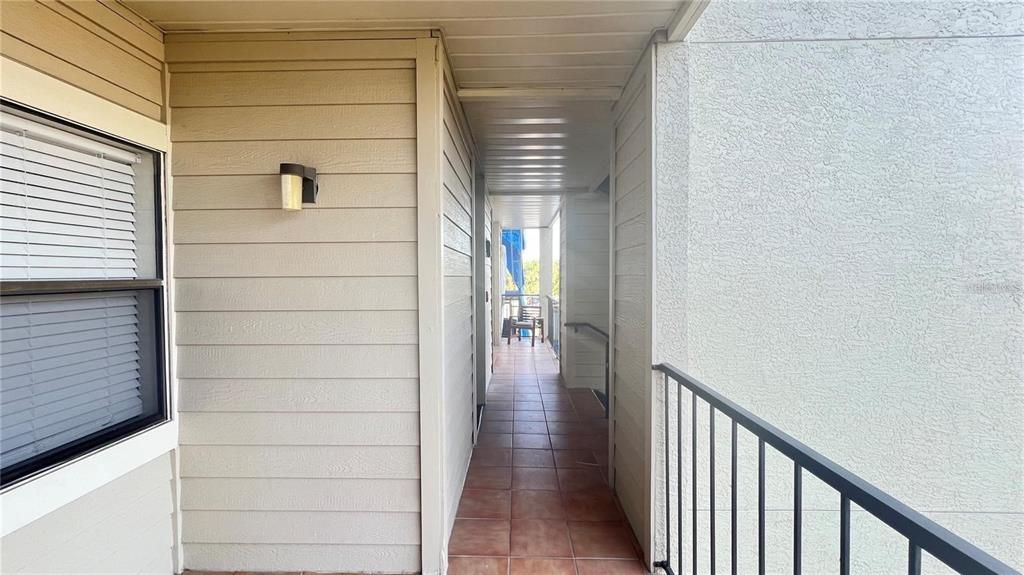 For Rent: $1,300 (1 beds, 1 baths, 661 Square Feet)