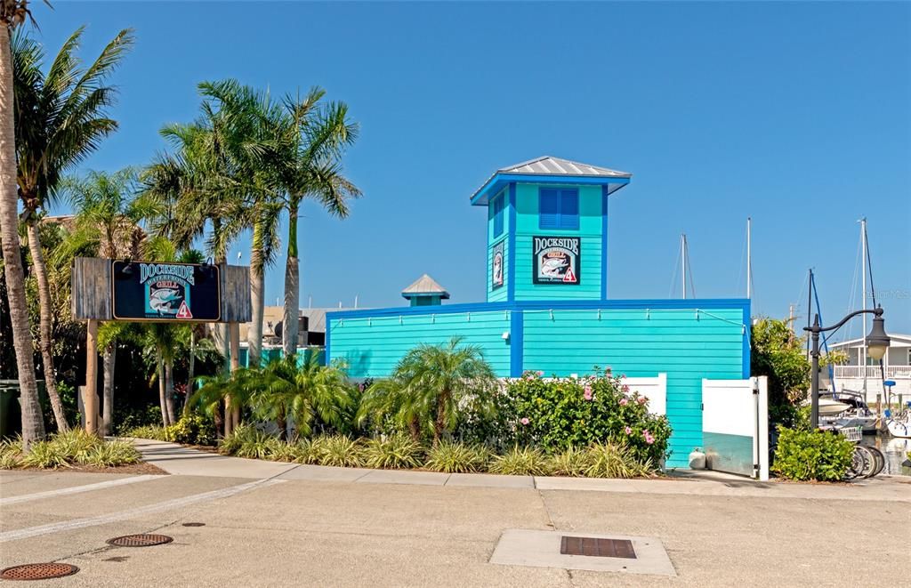 For Sale: $264,000 (2 beds, 2 baths, 1696 Square Feet)