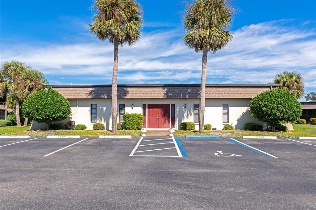 For Sale: $264,000 (2 beds, 2 baths, 1696 Square Feet)