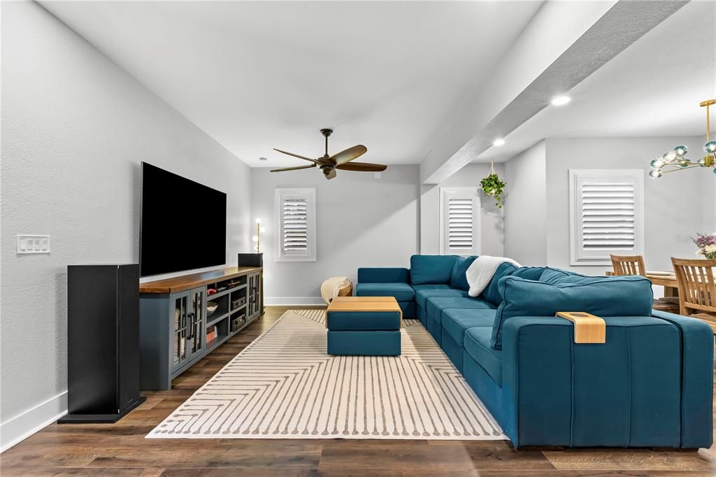 For Sale: $1,200,000 (4 beds, 5 baths, 3782 Square Feet)