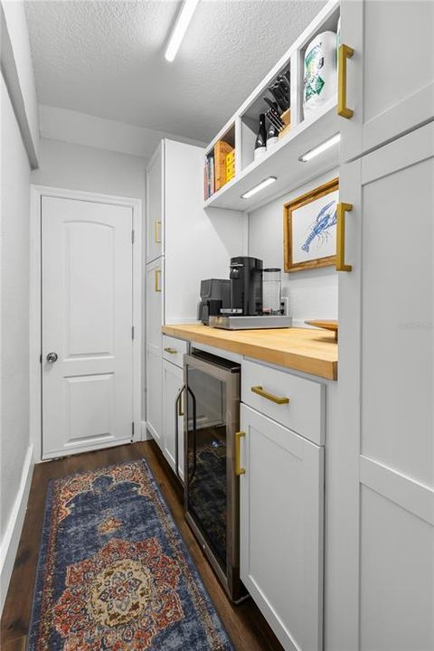 For Sale: $1,200,000 (4 beds, 5 baths, 3782 Square Feet)