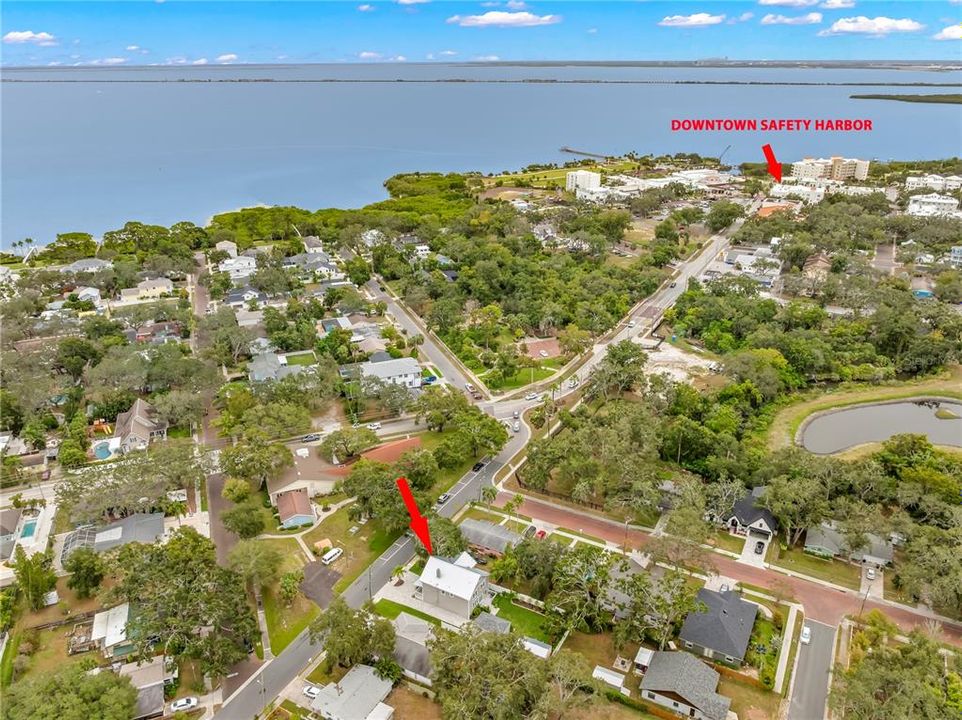 For Sale: $1,200,000 (4 beds, 5 baths, 3782 Square Feet)