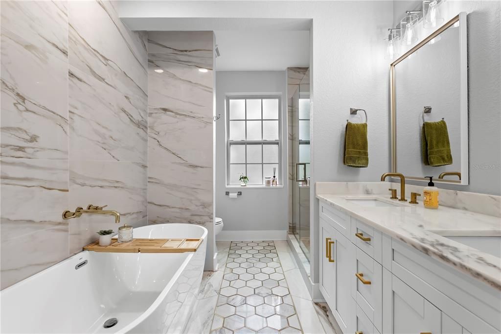 For Sale: $1,200,000 (4 beds, 5 baths, 3782 Square Feet)