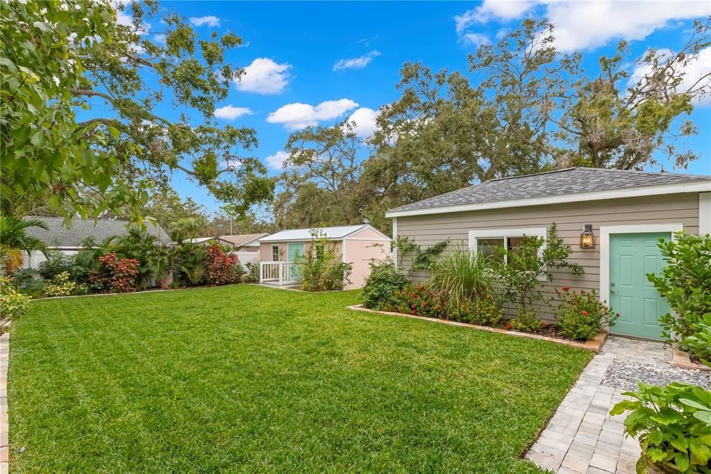 For Sale: $1,200,000 (4 beds, 5 baths, 3782 Square Feet)