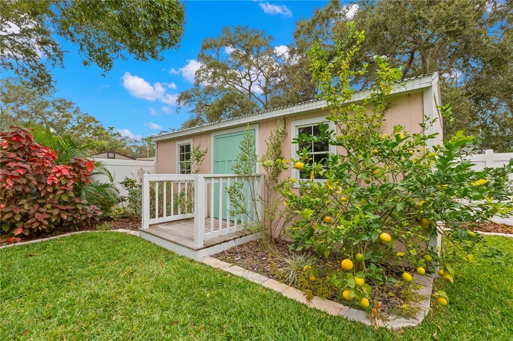 For Sale: $1,200,000 (4 beds, 5 baths, 3782 Square Feet)