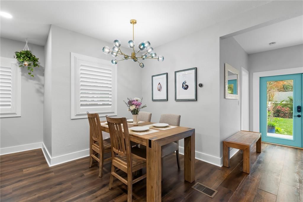 For Sale: $1,200,000 (4 beds, 5 baths, 3782 Square Feet)