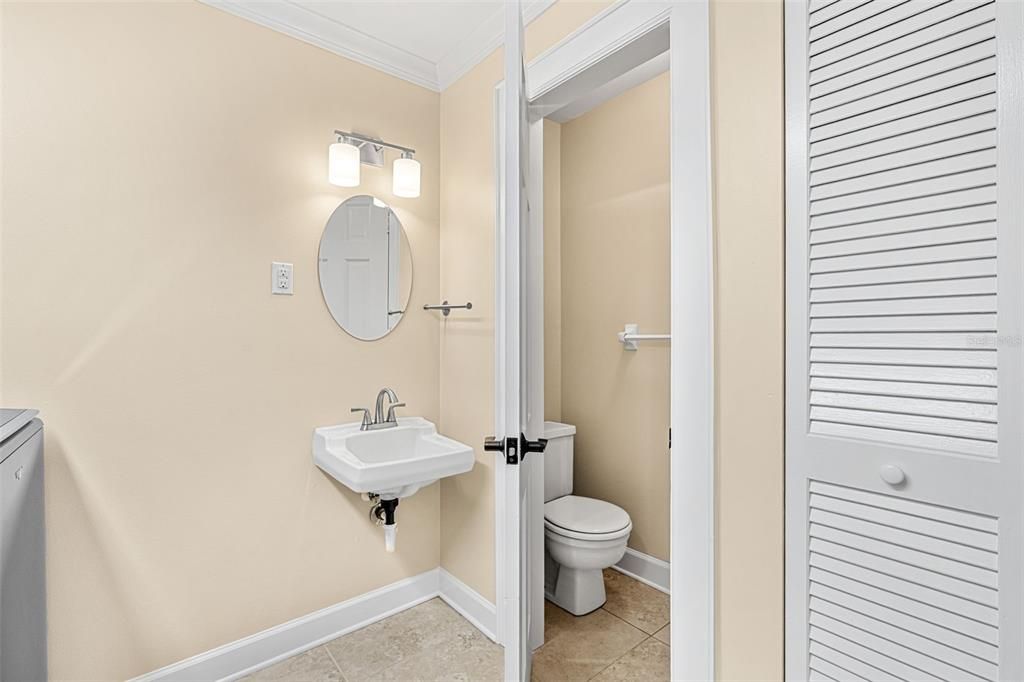 For Sale: $1,300,000 (4 beds, 2 baths, 2116 Square Feet)